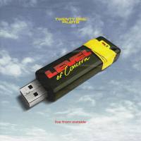 twenty one pilots - Level of Concern (live from outside) (2020) [Hi-Res stereo single]