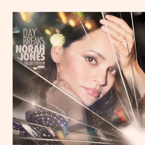 Norah Jones - Day Breaks (Deluxe Edition) 2017 Hi-Res