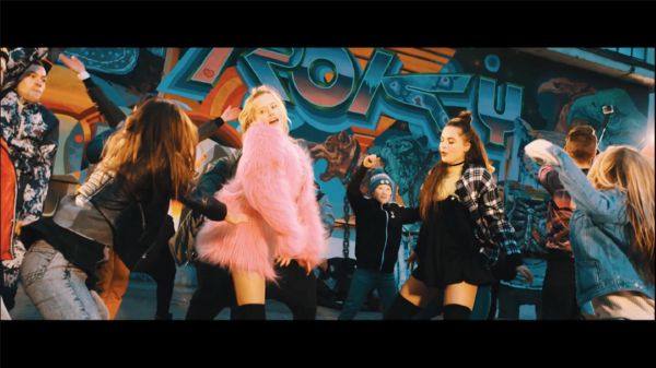 Dinama- Ненормальные.mp4