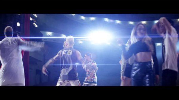 QUEST PISTOLS SHOW - МОКРАЯ (ft. MONATIK).mp4