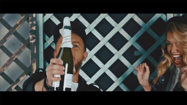 Андрей Звонкий- Двое.mp4