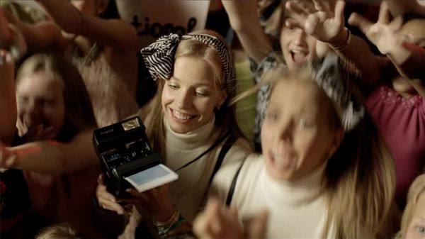 Иванушки International- Танцуй, пока танцуется.mp4