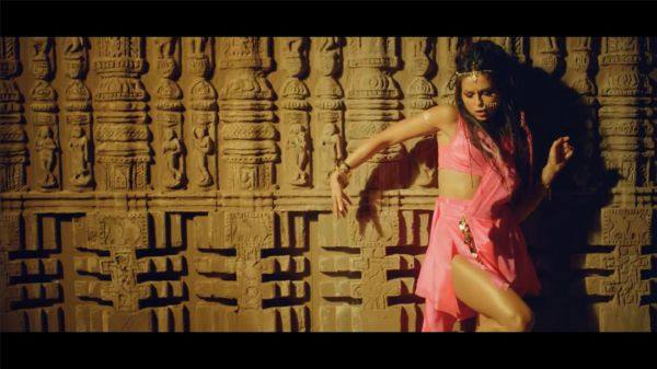 Нюша- Где ты, там я.mp4