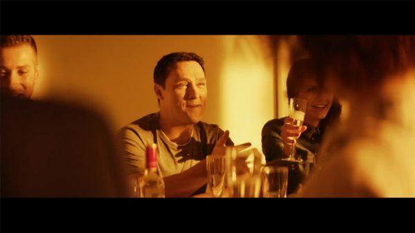 Юрий Шатунов - И я под гитару.mp4