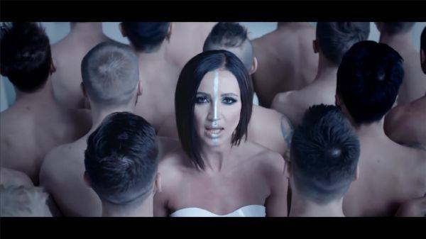 Ольга Бузова - Мало половин.mp4