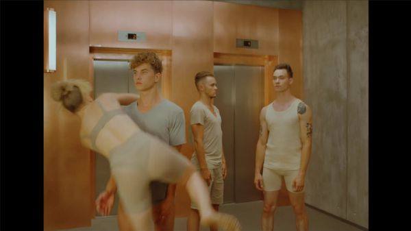 NK!НАСТЯ КАМЕНСКИХ - LOMALA.mp4