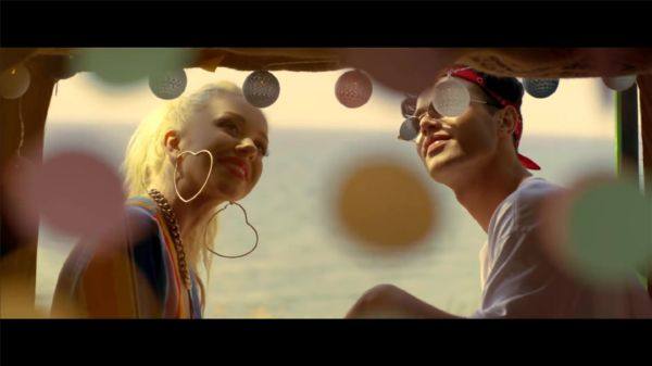 Sasha Ray - Мир в тебе утонет.mp4