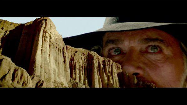 David Guetta feat Sam Martin - Lovers On The Sun.mp4