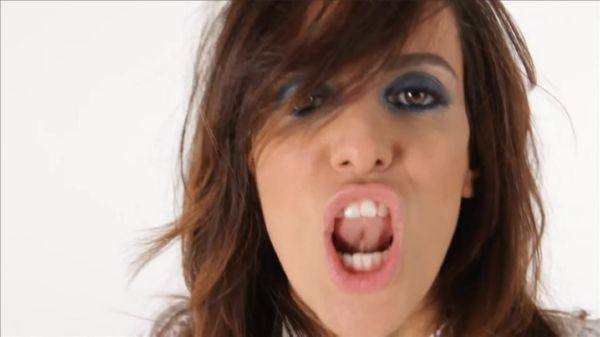 Besford - Bondi Beach (feat. Manu LJ & Troy Bell).mp4