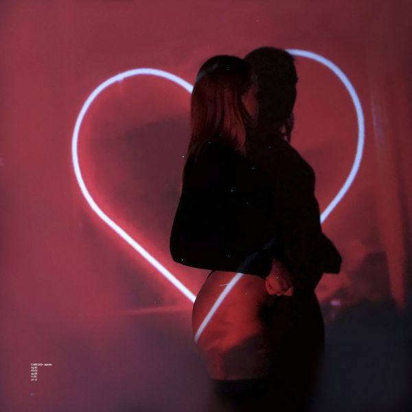 Pensees - Oxygen 2019 Hi-Res