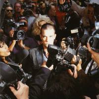 Robbie Williams - Life Thru A Lens 1997 FLAC