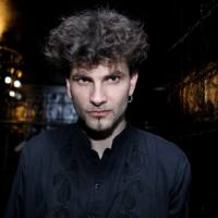 Vincent Peirani - Living Being II Night Walker [2018]