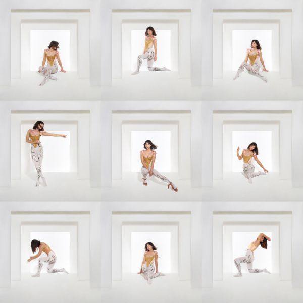 Foxes - The Kick 2022 Hi-Res